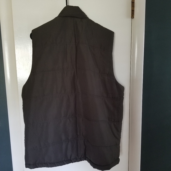 Weatherproof vest - Picture 3 of 3